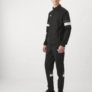 Conjunto deportivo Puma negro